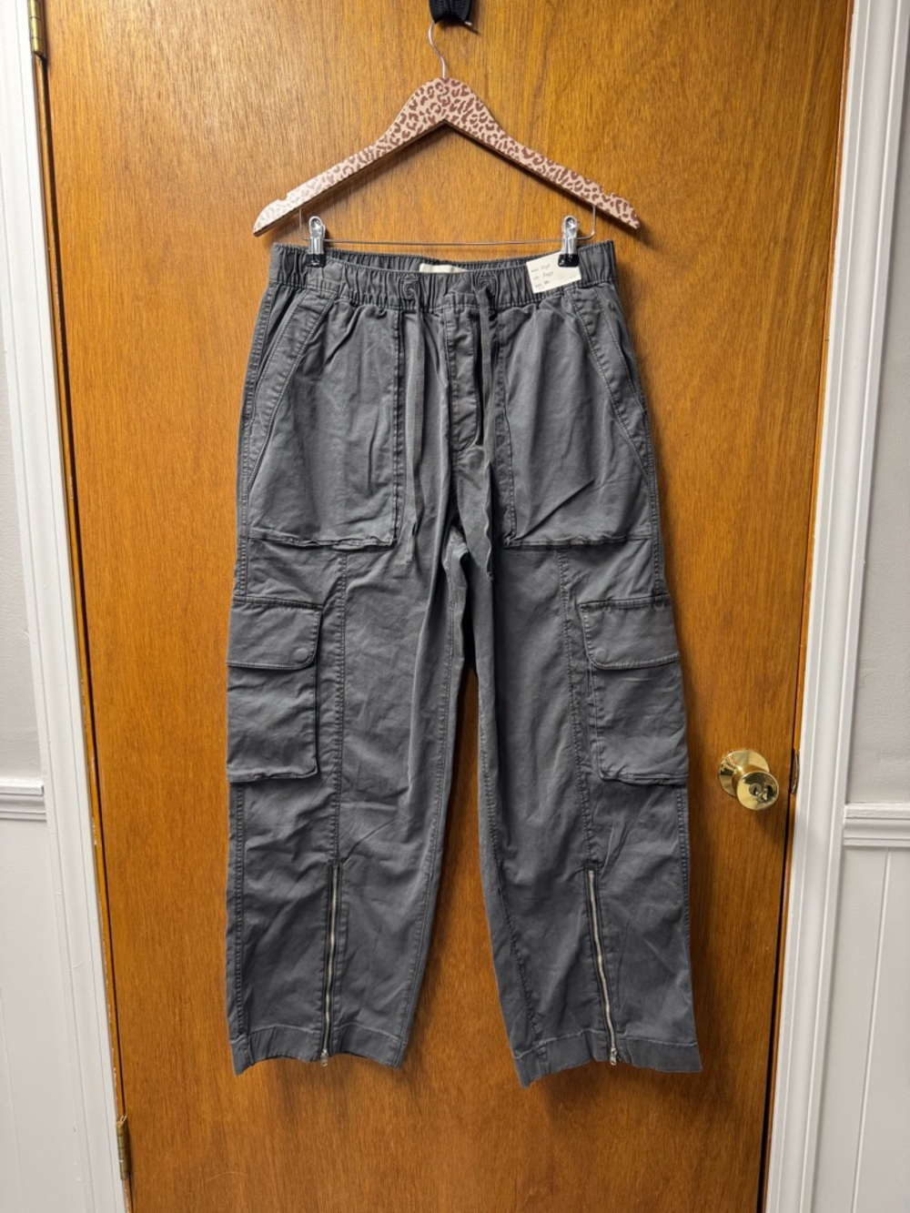 Abercrombie & Fitch Baggy Garment Dyed High Rise Cargo Pants Gray Medium NEW NWT - Picture 14 of 14